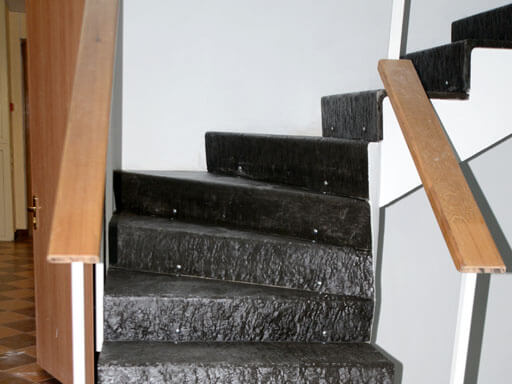 Монтаж и облицовка лестницы в небольших помещениях